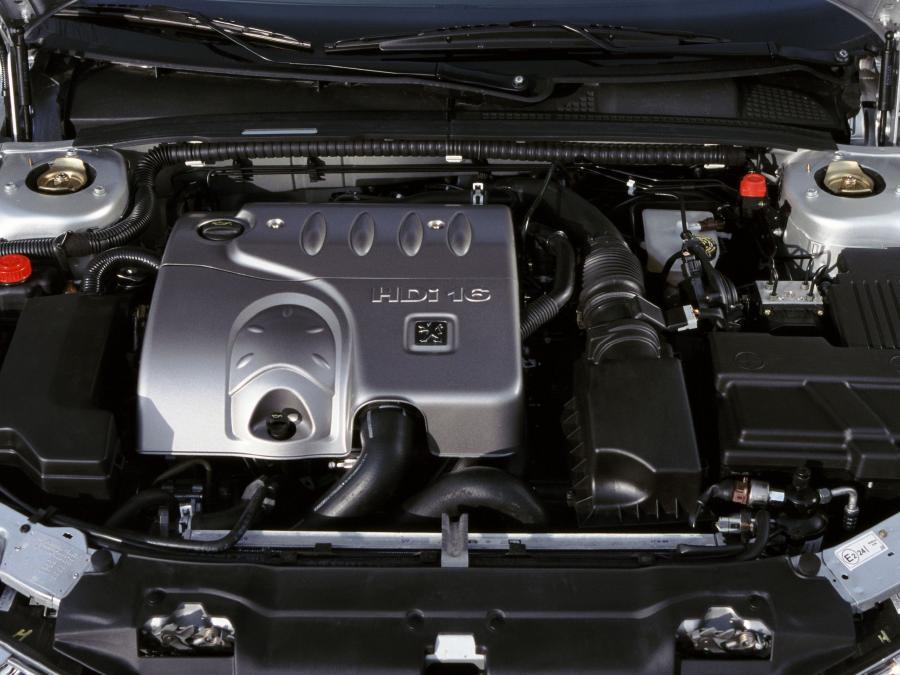  Peugeot 406 Coupe 1997 года  (фото 13 из 23)